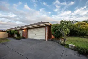 Quiet & Peaceful 3Bed2bath Home @Keilor Downs - Image 1