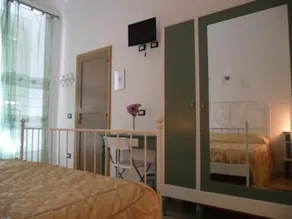 Josephine Bed & Breakfast - Image 5