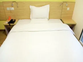 7 Days Inn Wuhan Jiangxia Zhifang Train Station - Image 4