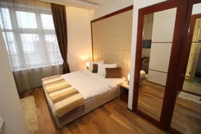 Aparthotel Metropoliten Rooms - Image 4