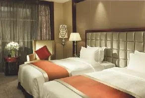 Baohengda International Hotel Shenzhen - Image 3