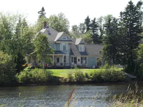 Victorian Veranda Bed & Breakfast - Image 1