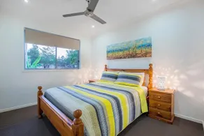 Gold Coast Luxury Oasis - Image 3