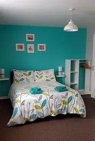 Pigeon Cottage - Image 3
