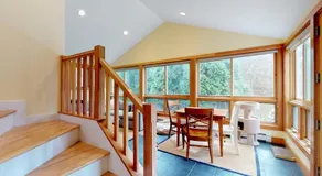 Quaint Home W/ Large Backyard Outdoor Shower & Private Grill Near Katama Bay - Image 3