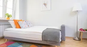 Bright and modern apartment in the heart of the Old and New Town - Image 2