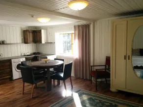 Seaside Summer Home - Image 4