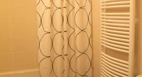 Leongargt Apartments - Image 5