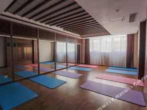YunHua Hotel YiHai Park Store - Image 4