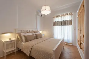 Aurora Villas - Image 2