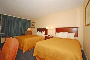 Camden West Inn - Image 4