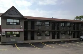 Victoria Motel - Image 4