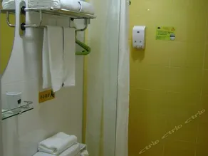 Home Inn Jiangmen Jianshe Road Diwang Square - Image 5