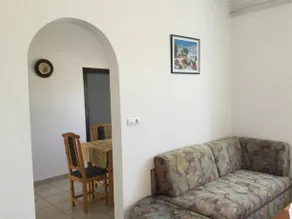Amarilisz Vendeghaz - Image 3