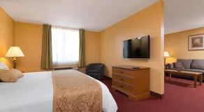 Muskogee Inn - Image 5