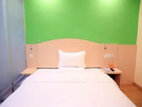 7Days Inn Ningbo Tianyi Square Zhongshan Mansion - Image 4
