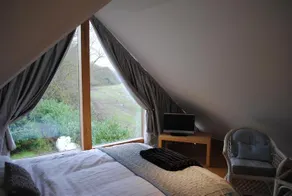Stumpsgrove Cottage - Image 4