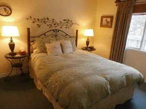 A Wymbolwood Beach House Bed & Breakfast - Image 4