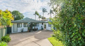 Sunset Beach House - Soldiers Point Sleeps 9 - Image 3