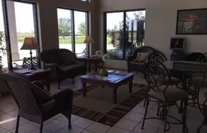 Hometown Guesthouse - Image 2