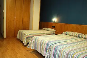 Hostal Cafeteria Los Valles - Image 4