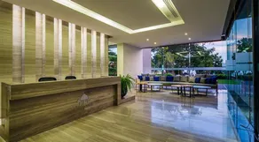 Two Moons Hotel Wongamat Pattaya - Image 4