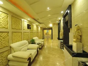 Guo Mao Hotel - Image 4