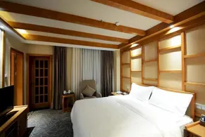 Yimi Sunshine Boutique Hotel (Xichang Qionghai Wetland Park) - Image 3
