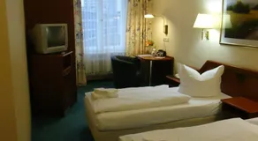 BB Hotel Berlin - Image 5