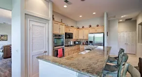 Indian Wells Home w/ Pool Hot Tub & Fire Pit - Image 5