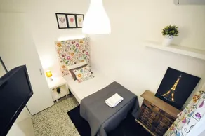 Julian Rooms - Image 2