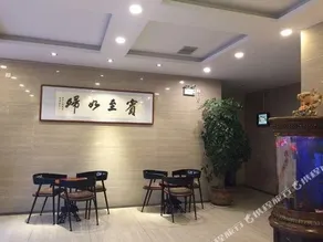 Guang Mei Holiday Hotel - Image 5