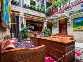 Gesang Huaxiang Hotel - Image 4
