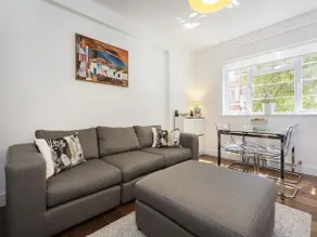 Veeve 2 Bed Flat On West End Lane West Hampstead - Image 4