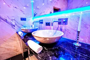 PENTHOUSE APARTMENT | LUXURY | SAUNA - Image 5