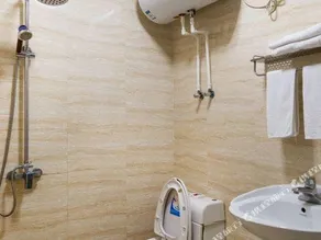 Shenyang Yipin Inn - Image 4