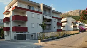 Apartment Davor Podstrana - Image 2
