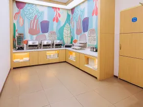 Hi Inn Ningbo Fenghua Wanda Plaza Hotel - Image 2