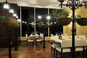 Gold City Luxury Apartment - Image 3