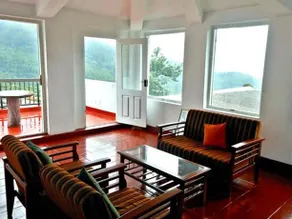 Mount Crest Holiday Bungalow - Image 2