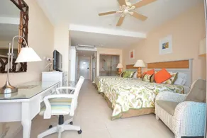 Solarium at Coronado Bay Oceanfront Apartments - Image 2