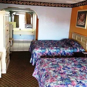 Vip Inn and Suites Cudahy - Image 5