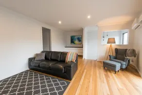 The Bright House - Image 5