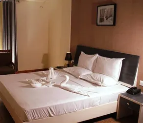 Hotel Royal Kington - Image 5