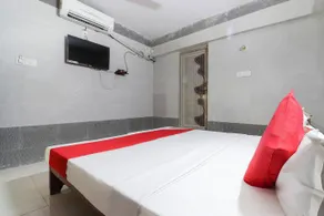 Upasana Guest House by OYO Rooms - Image 5