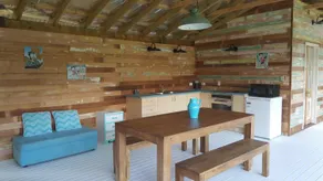 Vintage caravan/cottage in Byron Bay's hinterland - Image 3