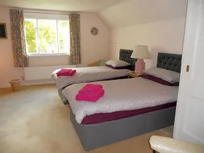 Mayertorne Cottage - Image 3