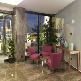 Candan Citybeach Hotel - Image 4
