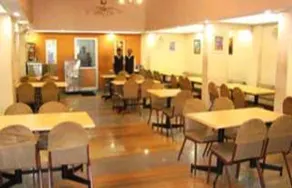 The Gallery View Hotel - Image 4
