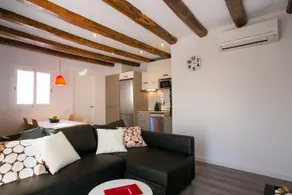 Deco Sants Fira Apartments - Image 5